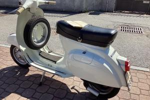 Vespa primavera