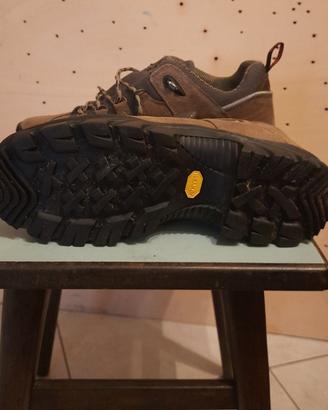 Scarpa trekking bassa Olang