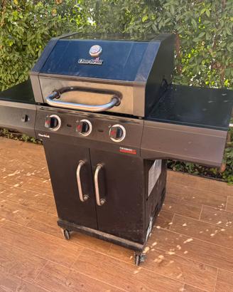 Barbecue tre fuochi a gas