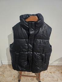 Gilet Puffer Zara in similpelle nera 