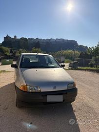 Fiat Punto Star - 190.000 km - Con Retrocamera