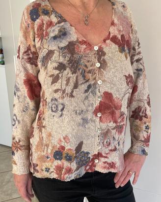 Cardigan in maglia con bottoni e stampa a fiori
