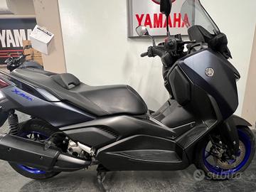 Yamaha X-Max 300