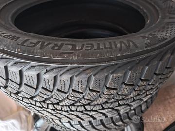 set da 4 gomme pneumatici invernali nuovi kumho