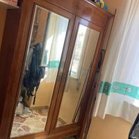 Armadio antico con specchi originali