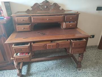 Scrivania antica legno massello – fine '800