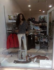 Arredamento Completo Negozio Abbigliamento