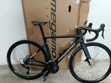 bici da corsa megamo 