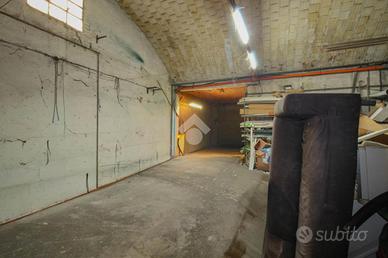 CAPANNONE A SASSUOLO