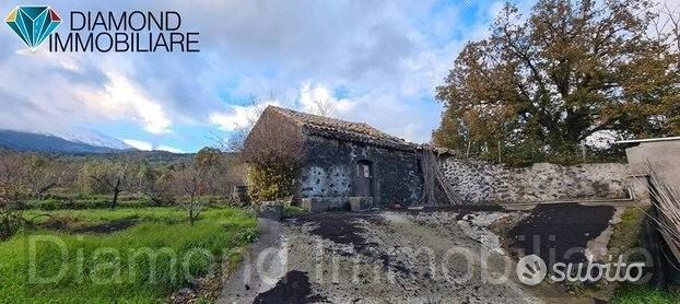 Terreno 22.260 mq con rustici a sant'alfio - Vista 2