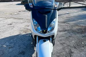 Scooter Yamaha XMax 250