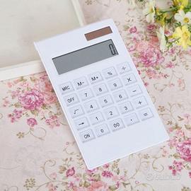 Calcolatrice bianca a 12 cifre alimentata ad energ