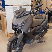 xmax 300 tech kamo