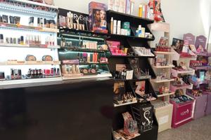 Attività commerciale ben avviata di profumer