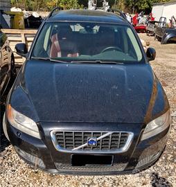Volvo V70 D5 anno 2009 per ricambi (2a)