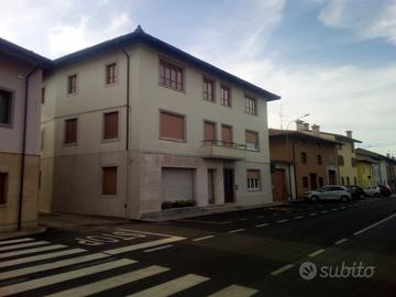 Immobile di prestigio e terreni in zona collinare