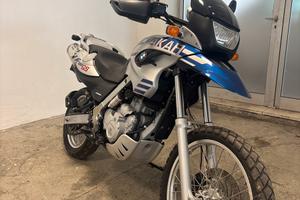 Bmw f650gs dakar