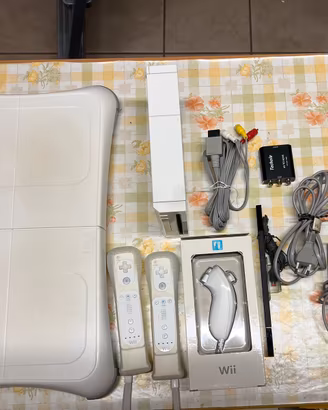 Nintendo Wii+Balance board+accessori+giochi