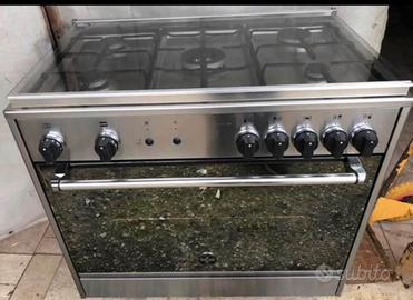 Cucina gas 5 fuochi forno gas ventilato 90/60cm