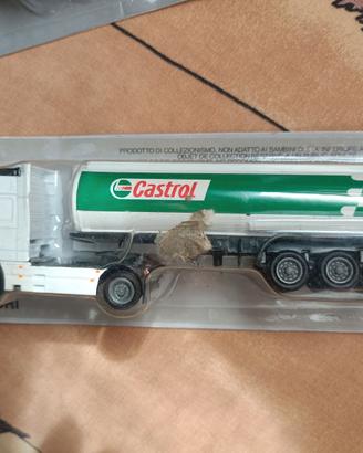 Camion Castrol 1.87 Italeri