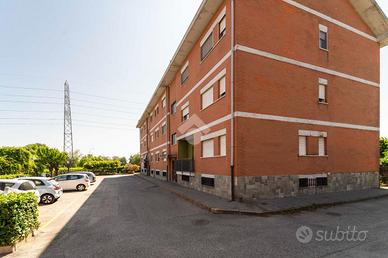 3 LOCALI A GRUGLIASCO