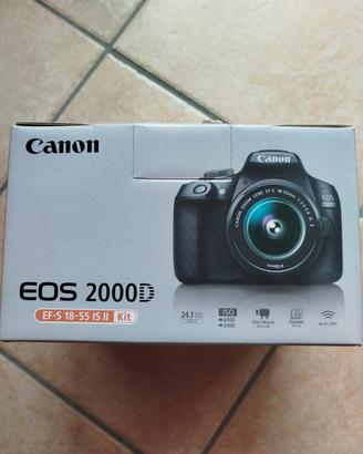 CanonEOS 2000D usata pochissimo