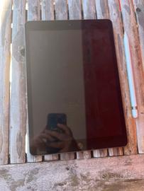 Ipad 8th gen 32GB WiFi + Apple pencil 1° gen