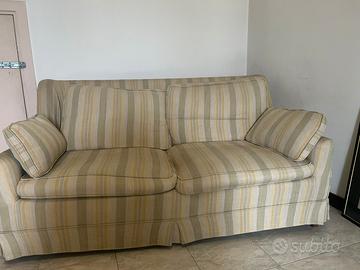 Divano in piume d’oca