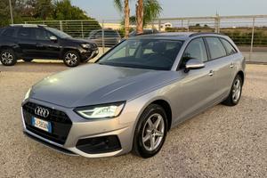 Audi A4 Avant 35 TDI/163 CV S tronic