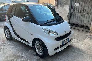 Smart 451 del 2013 km zero