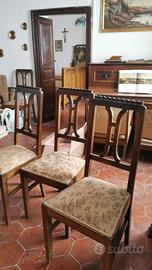 8 sedie a 15 euro l'una