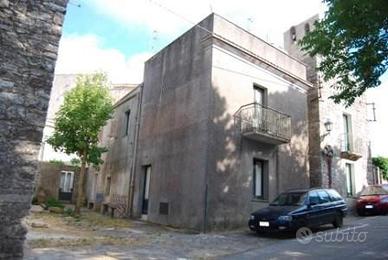Ad Erice "Città della scienza" (TP) casa a solo