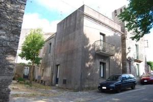 Ad Erice "Città della scienza" (TP) casa a solo