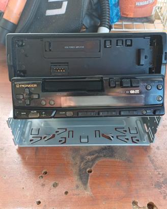 Auto radio e casse per macchina