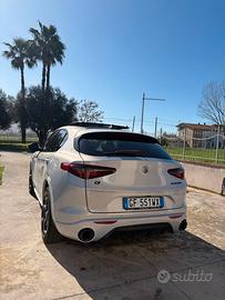 Alfa Romeo Stelvio 2.0 Q4 280cv Veloce TI