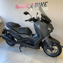 Yamaha X-Max 300