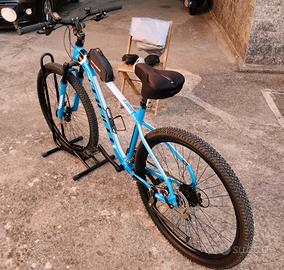Bicicletta Mountain bike 