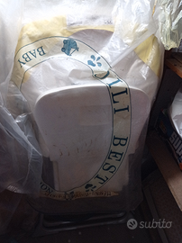 Seggiolone reclinabile compatto