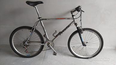 mountain bike atala