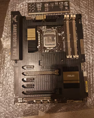 ASUS Sabertooth P67-LGA 1155 – Scheda Madre
