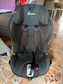 Il seggiolino auto Giordani