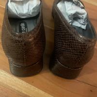 Scarpe in Vera Pelle di rettile Suola  in cuoio