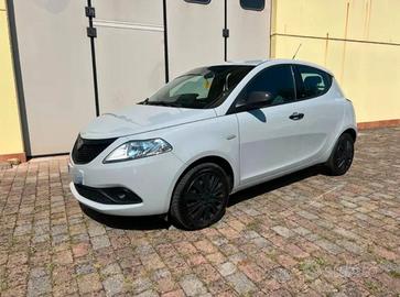lancia Ypsilon gpl ecochic - 2019