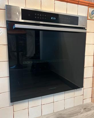 Forno da incasso Samsung 76L Wi-Fi ventilato