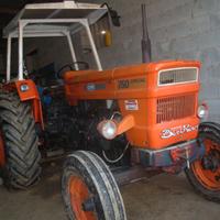 Trattore OM 750 usato con 2 distributori idraulici