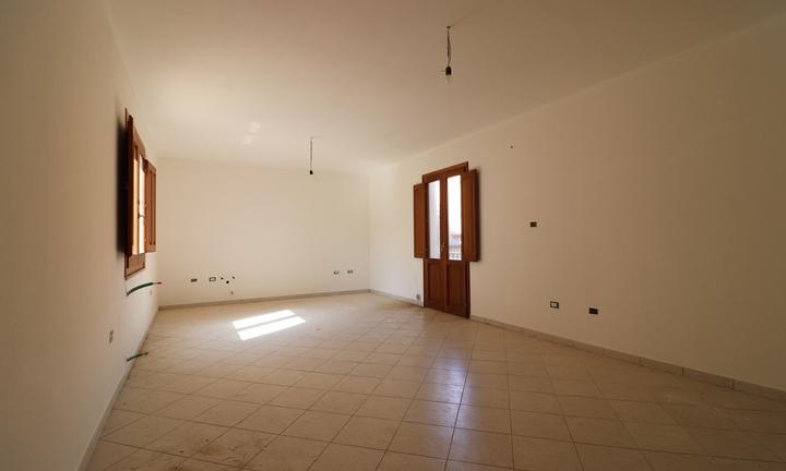 Quadrilocale al secondo piano in pieno centro