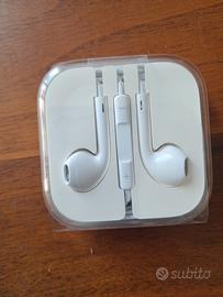 Cuffiette Apple con attacco jack
