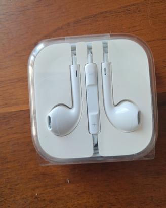 Cuffiette Apple con attacco jack