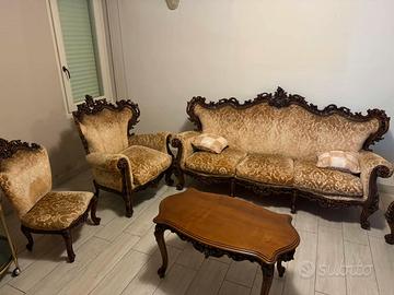 Divano e poltrone stile barocco