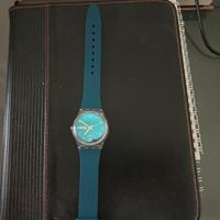 Orologio blu trasparente